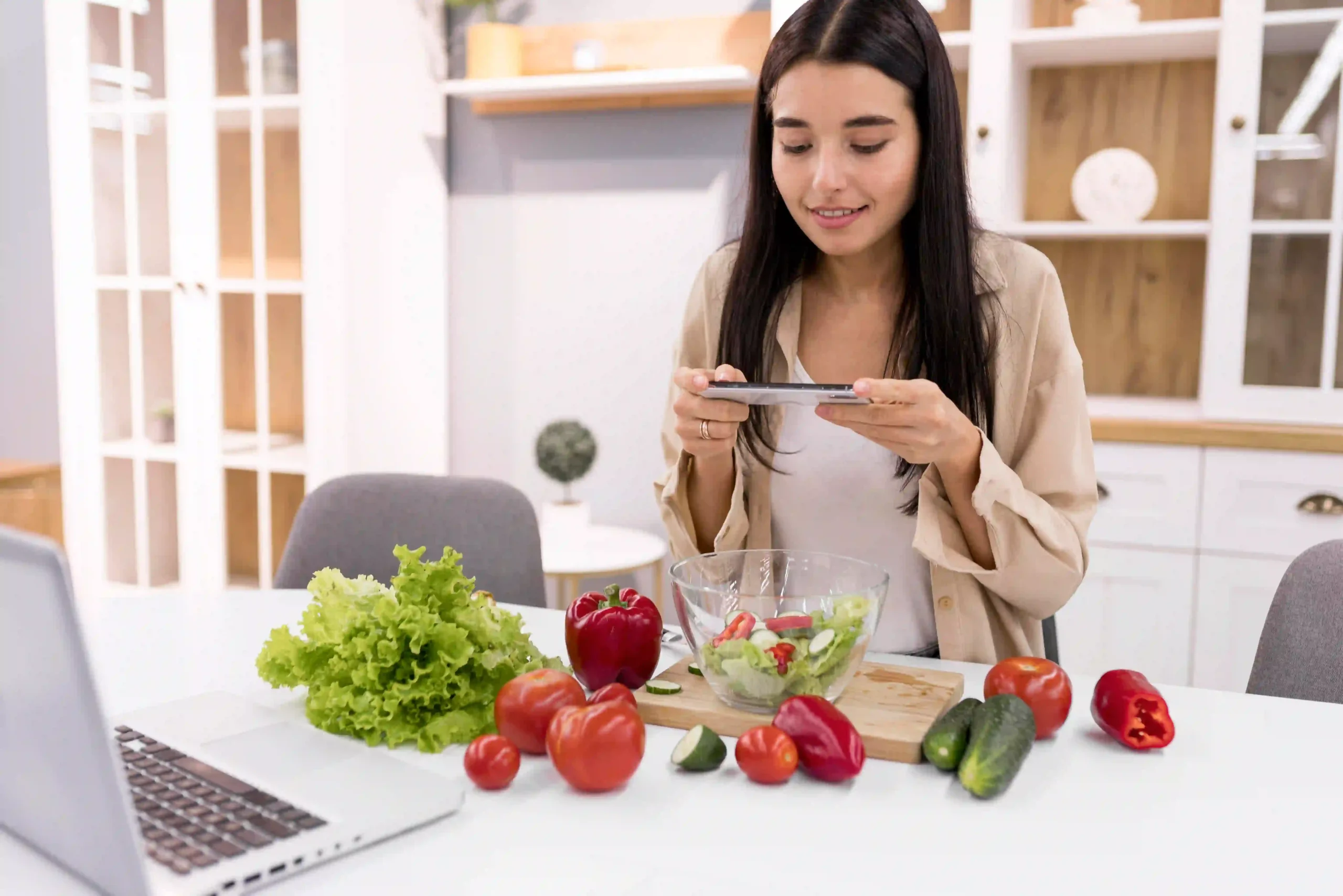 Key nutrition coaching software features